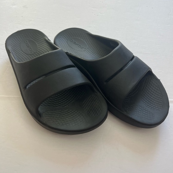 Oofos Ooahh Sport Sandal Recovery Slide Black W 6 / M 4 - Picture 1 of 6